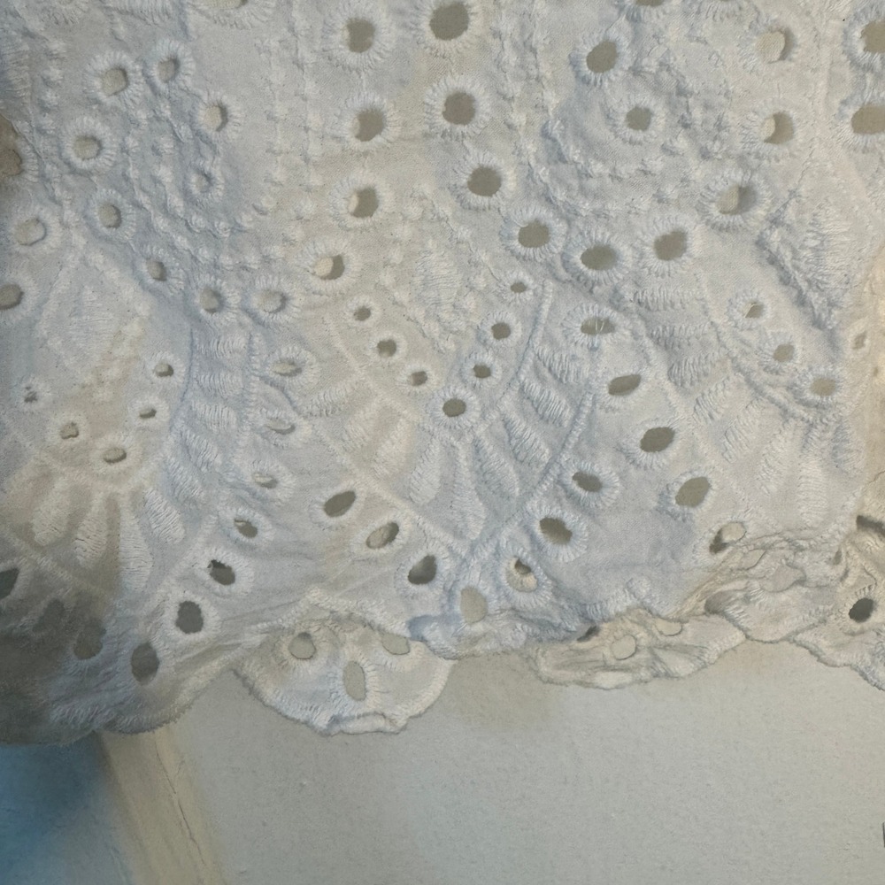 Saks Fifth Avenue White Eyelet Cotton Top Lace Quiet Luxury Romantic Soft Girl L - Picture 6 of 8